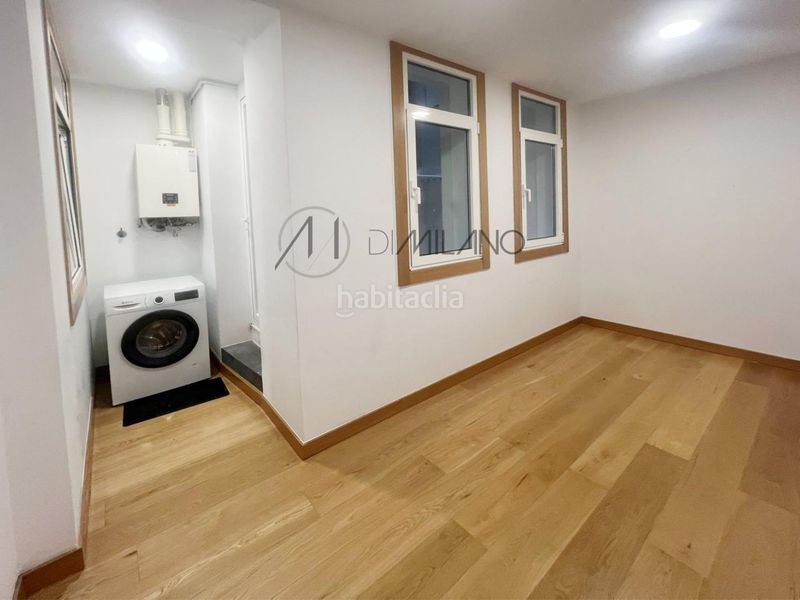 Foto 5ab1da4d-6c2d-4c2a-aab6-79d8dd46afaf. Rent flat with heating parking in Centro - Areal Vigo