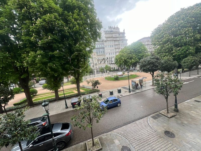 Foto 8faae6cb-05b9-4e9f-ace2-03c0136ff8a1. Rent flat with heating parking in Centro - Areal Vigo