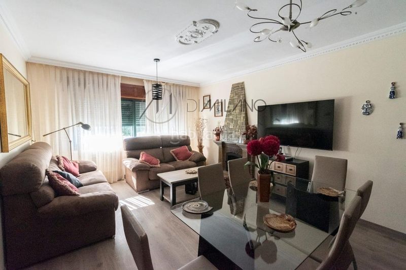 Foto 30e0fa5d-dfc8-44aa-a313-9cc1b83f0dfa. Alquiler chalet en Moaña