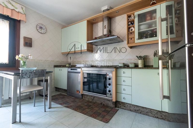 Foto 3a1719d0-b3b4-4566-afe6-b5b340a55b2b. Alquiler chalet en Moaña