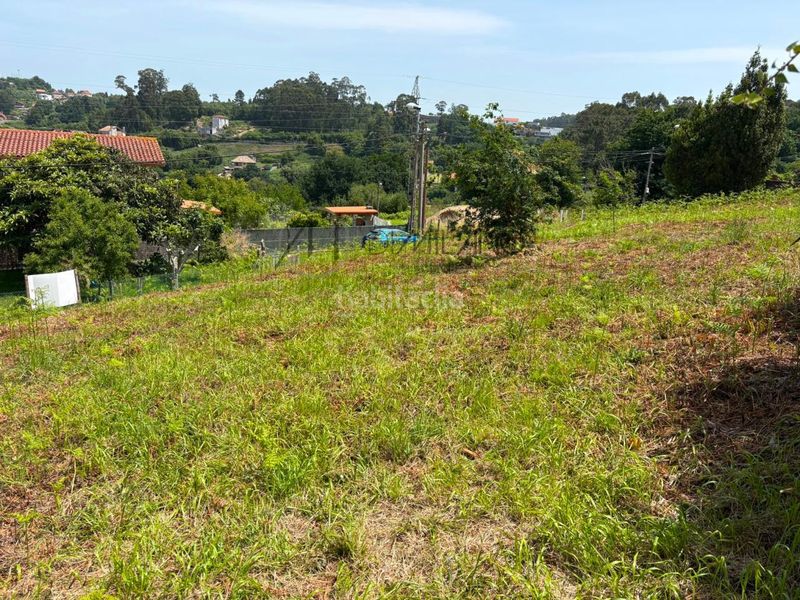 Foto 73771f46-93a2-40f9-bec8-86eac5d05536. Terreny residencial a Comesaña - Matamá Vigo