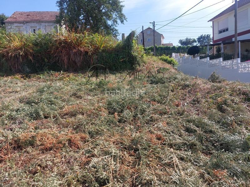 Foto a7bf348e-6dba-4b18-8380-9a03412236b8. Terreny residencial a Comesaña - Matamá Vigo