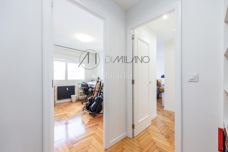 Foto 00413731-6af2-4f64-85b8-518da2578625. Flat with heating parking in Plaza Independencia Vigo