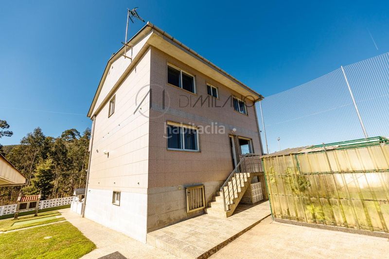 Foto 49cd6f3f-be09-4003-9f73-bd1da5612f80. Casa en Valadares - Beade Vigo