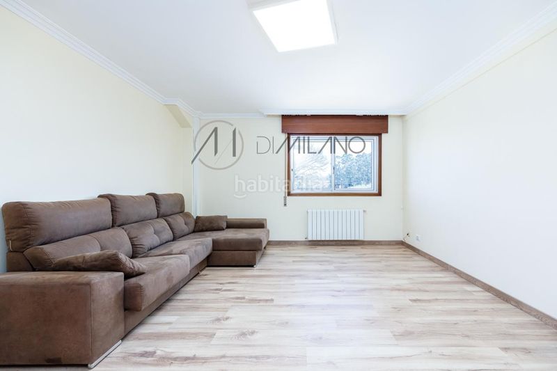 Foto 7923d974-d359-4f91-94b5-76960cd312fe. Casa en Valadares - Beade Vigo