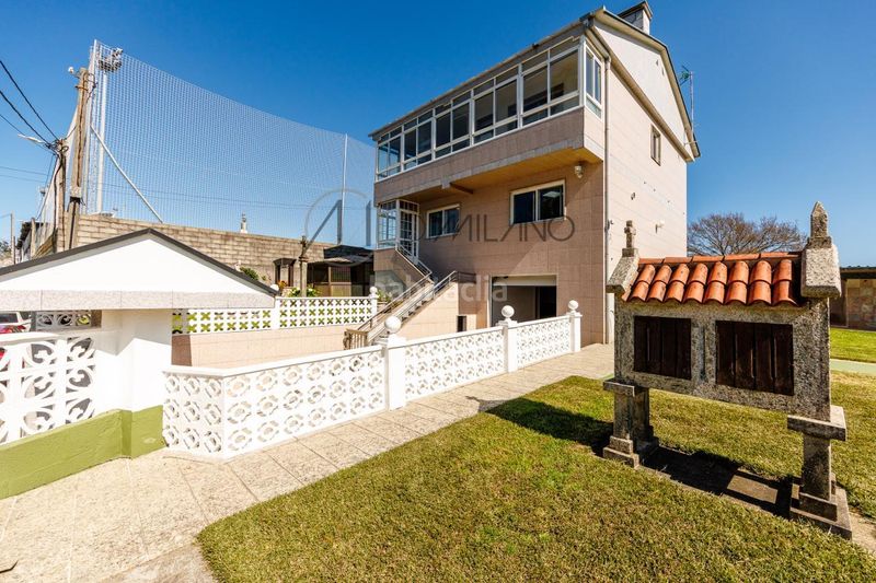 Foto 936042be-33d6-405f-9353-718b6c218a62. Casa en Valadares - Beade Vigo