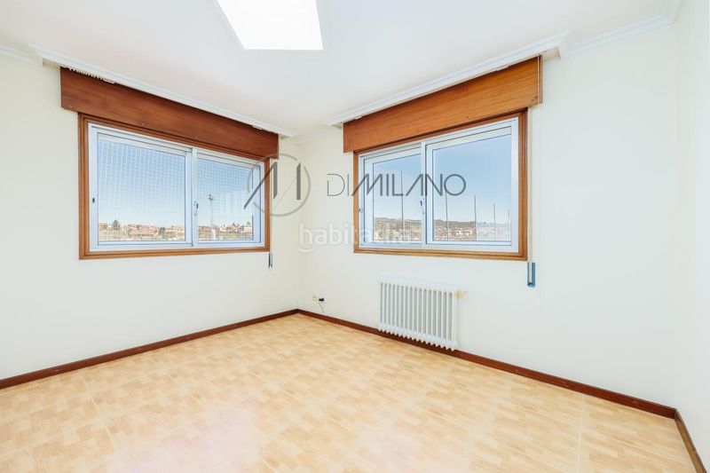 Foto a6502aaf-3813-49f2-8344-39121b894339. Casa en Valadares - Beade Vigo