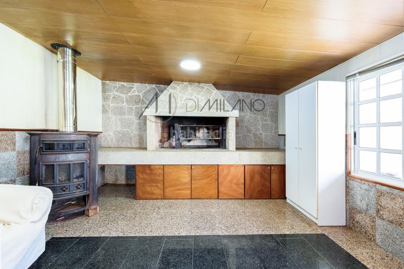 Foto df60d72a-af47-47e5-88f3-06631533c3ec. Casa en Valadares - Beade Vigo