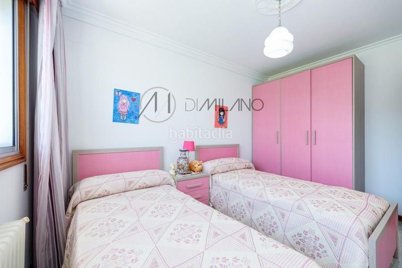 Foto e54d7051-961a-4cd9-8d7b-ef36258b7062. Casa en Valadares - Beade Vigo