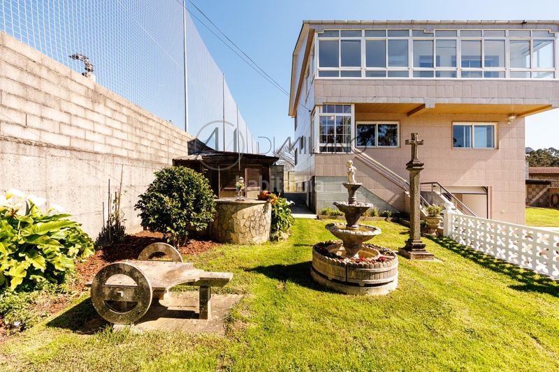 Foto eac14a6b-10a8-4dfd-b6ff-9737985d4f3e. Casa en Valadares - Beade Vigo
