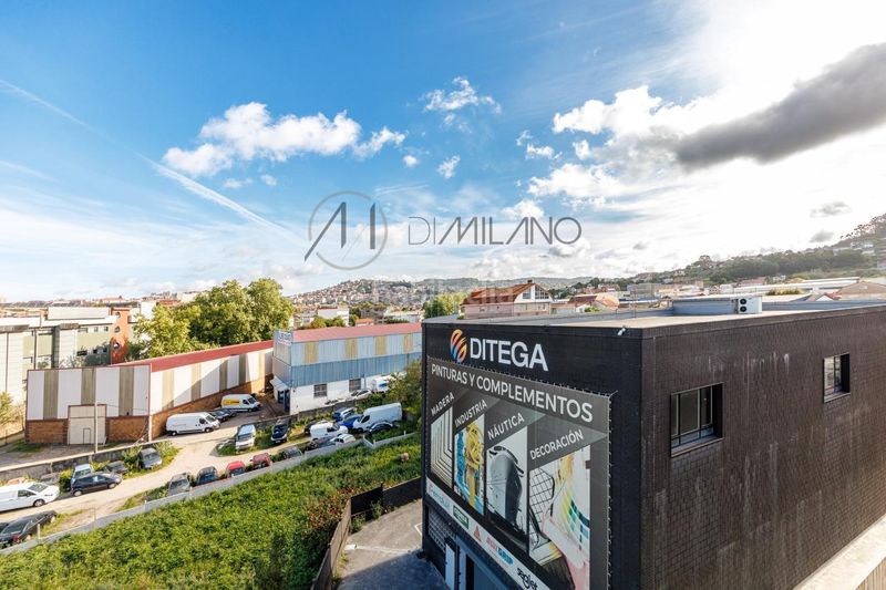Foto be63f462-eebc-4a3d-98ef-463b58951c08. Location bâtiment à usage industriel dans Lavadores Vigo