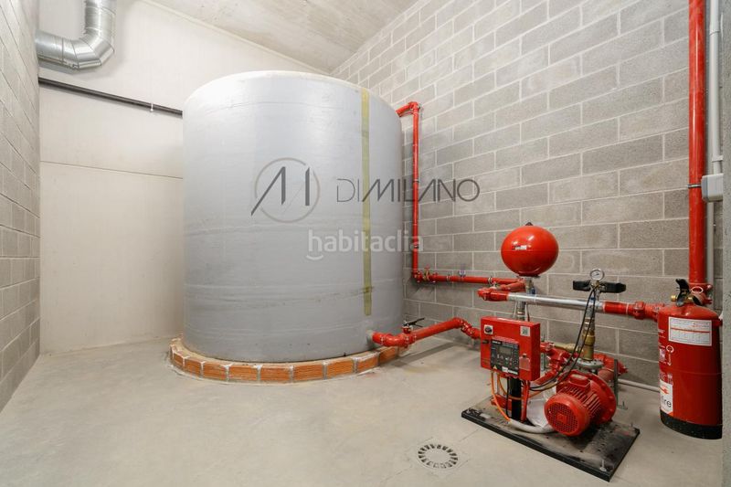 Foto de2ad80b-bafe-482a-9ecf-569549f0fba8. Location bâtiment à usage industriel dans Lavadores Vigo