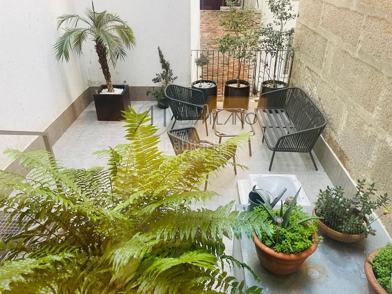Foto f8b3c8e3-57a2-4426-a7a1-2f7df926456f. Rent flat with heating parking in Centro - Areal Vigo