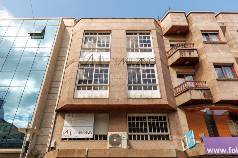 Foto 0e7355e8-a681-419c-85e0-04c330229d87. Edificio in Porriño (O)