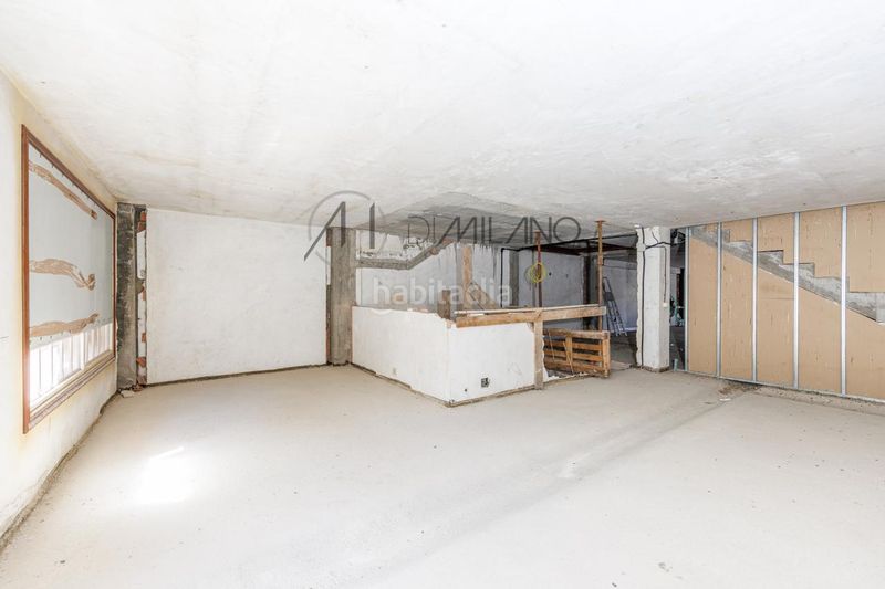 Foto 4844085f-1505-4eb4-b8f5-dce734dd0ab3. Edificio in Porriño (O)