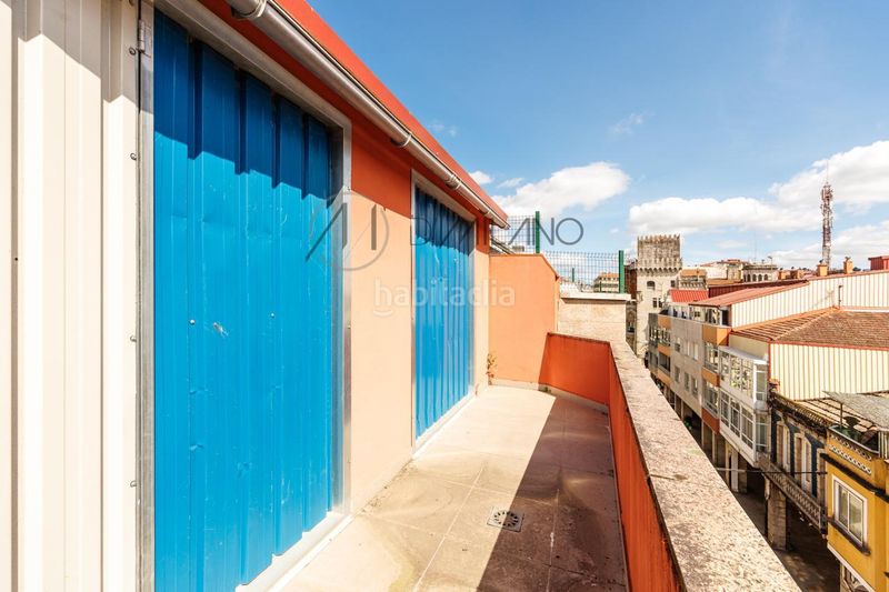 Foto 4e20e7a6-2b12-4bde-a177-d692854fbd10. Edificio in Porriño (O)