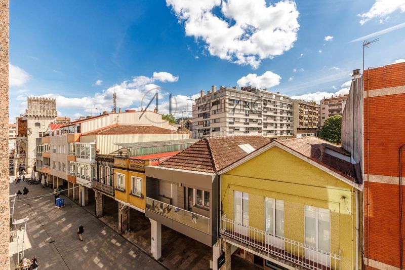 Foto 9e749736-19fb-4913-9fd1-2c3e665cedda. Edificio in Porriño (O)