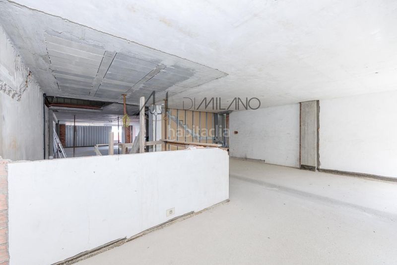 Foto f07a06c5-d76e-451d-8ba1-17bb9a4810ac. Edificio in Porriño (O)