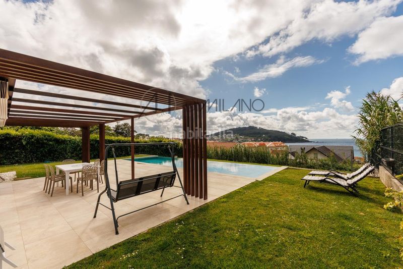 Foto 395a8360-7799-4b84-8040-c5bb9536783f. Chalet en Panxón Nigrán