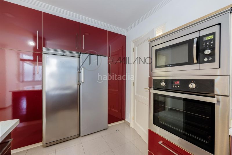 Foto 1817223c-5112-4ee8-abfe-9d2e00f31472. Rent flat with heating parking in Plaza España - Corte Inglés Vigo