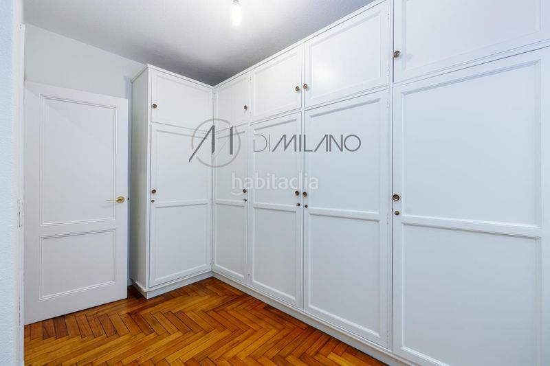 Foto 79a6de16-2e47-4a7e-8437-fa471e9ccf7b. Rent flat with heating parking in Plaza España - Corte Inglés Vigo