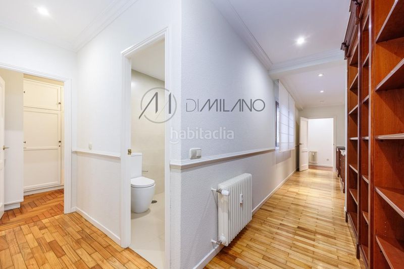 Foto ad96f1be-898c-46c4-b197-aeaa89164240. Rent flat with heating parking in Plaza España - Corte Inglés Vigo