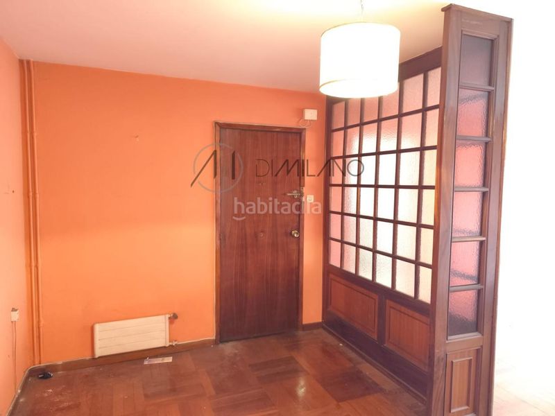 Foto 5cff3fc8-e6e6-4df1-b5eb-8d4bd2235b45. Flat with heating in Plaza de la industria Vigo
