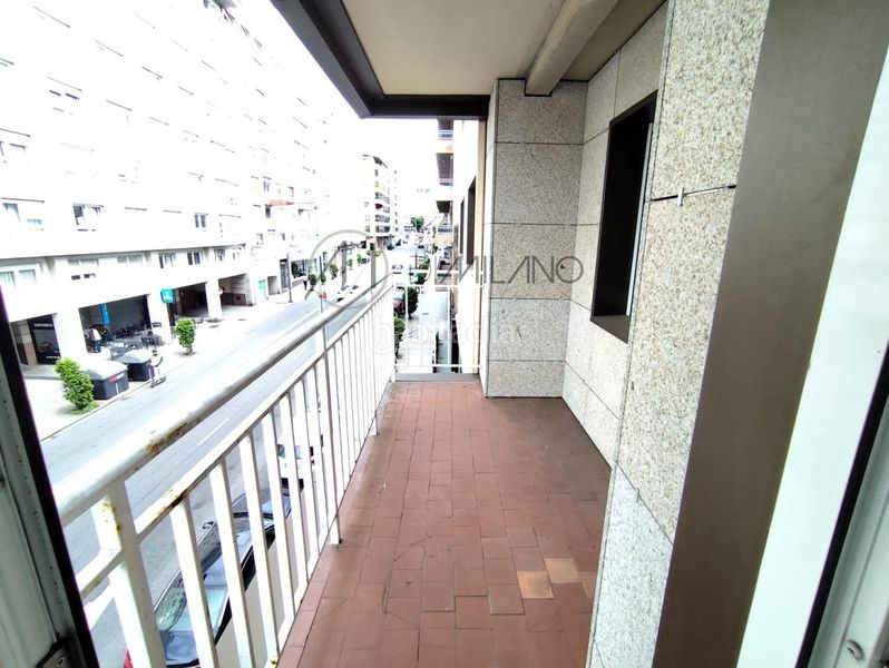 Foto 6722fabd-793b-4000-8d45-f4a2c2af7c2b. Flat with heating in Plaza de la industria Vigo
