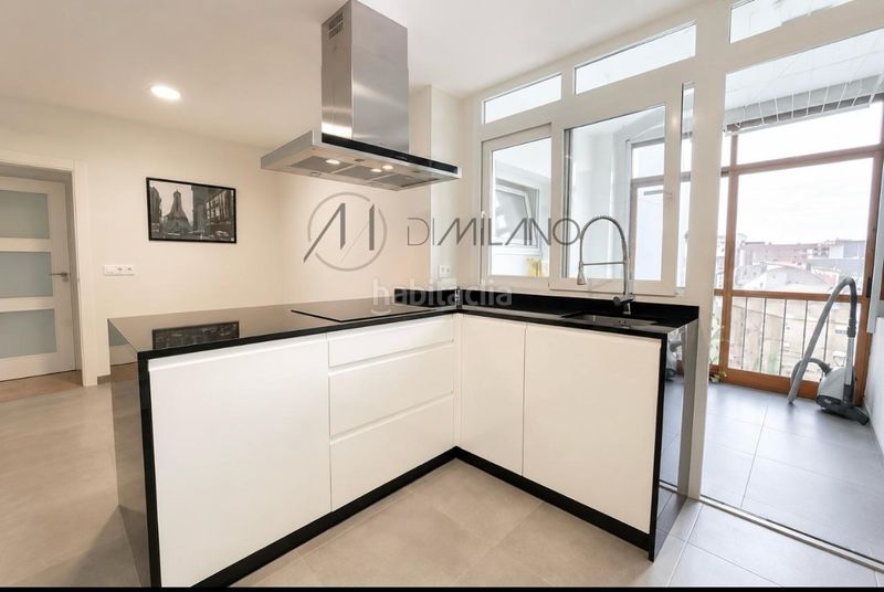 Foto e497e060-3f23-465d-b085-1ff9ce47c5df. Piso en Zona Fernández Labreda Pontevedra