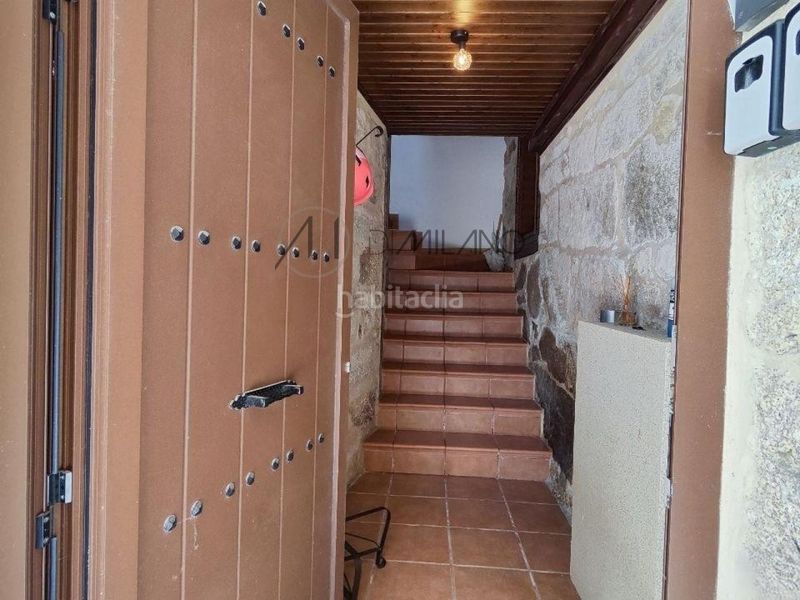 Foto 38dc103a-4e13-4f0c-9cf0-7a6e76a4c891. Casa amb calefacció a Cangas pueblo Cangas