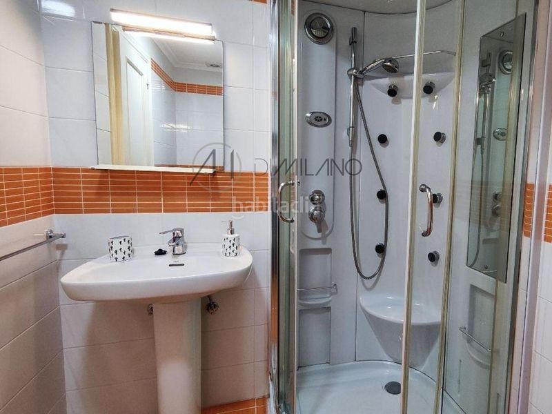 Foto cbc0b38d-6cb2-4246-b4f5-a22ab3b75f02. Casa amb calefacció a Cangas pueblo Cangas