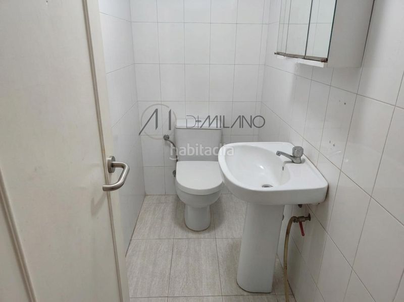 Foto 302ccf81-3e3e-46dc-a00d-58d46a315420. Local comercial a Teis Vigo