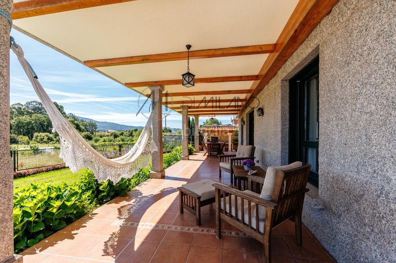 Foto d0210c77-6bd6-4f87-a20c-188499e54f9f. Chalet en Tomiño