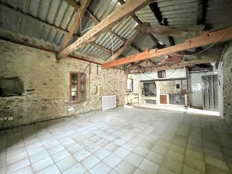 Foto a8f89e54-769d-4219-9018-4700a0feb5af. Casa amb aparcament piscina a Tomiño