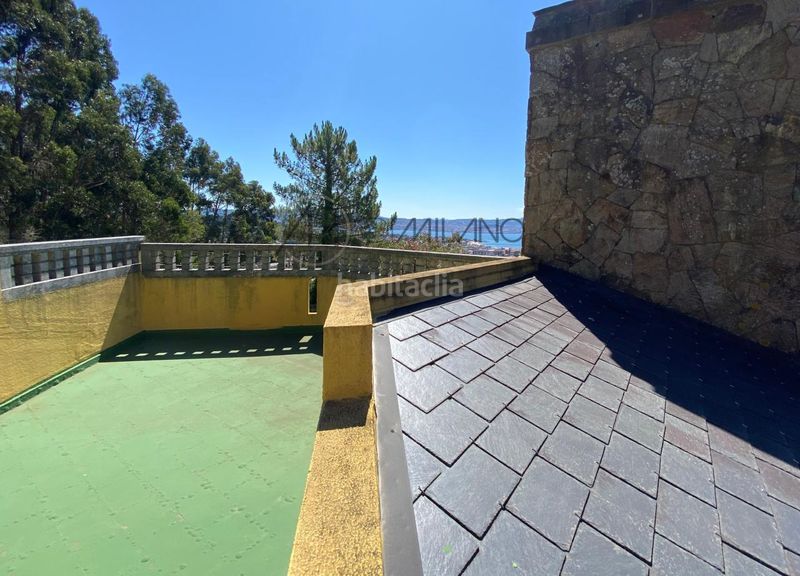 Foto 309ca513-de0a-46b8-942c-550723a084f0. Xalet amb calefacció aparcament piscina a Darbo Cangas