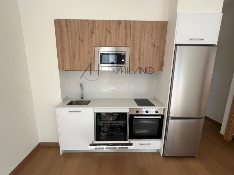 Foto 11da698f-9836-477c-82a9-6aa80d0c9c91. Rent flat with heating in Plaza España - Corte Inglés Vigo