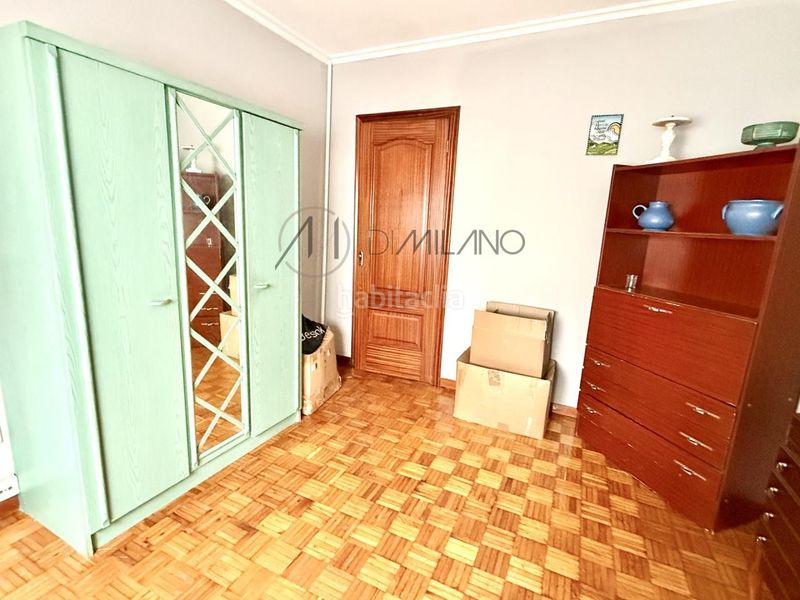 Foto ee85f0f1-c316-4e23-9d41-0ff2b23ac199. Pis a Casablanca - Calvario Vigo