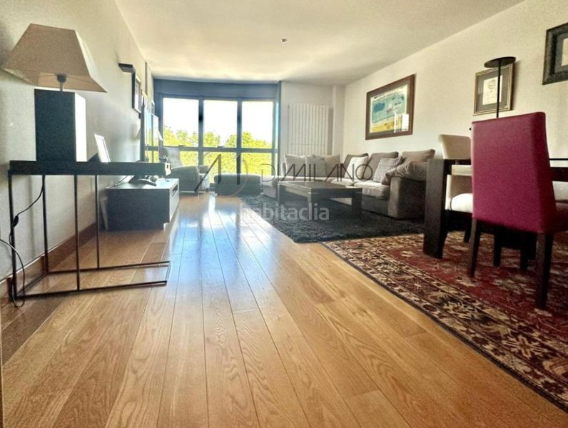 Foto 05afae70-5de8-4de0-b9e4-4e18cd05da58. Flat with heating parking in Centro - Areal Vigo