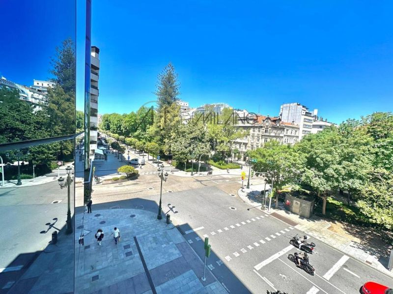 Foto 9b03c542-0bc2-48d3-9431-b302fb92bccc. Flat with heating parking in Centro - Areal Vigo