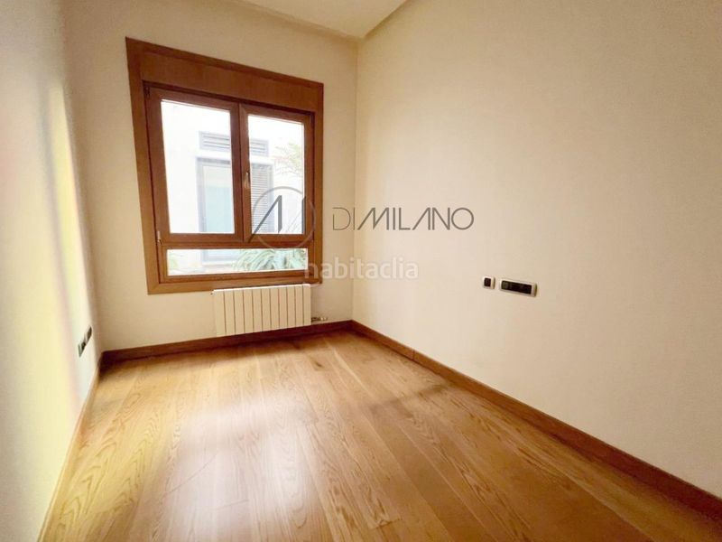 Foto 0fb452b4-37bc-4594-ab02-1d267beb916b. Rent flat with heating parking in Centro - Areal Vigo