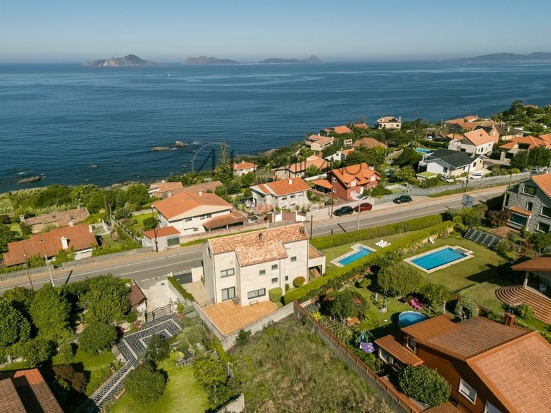 Foto 8dc0ab82-2bd8-49ca-b76d-d601a1ea9fec. Xalet amb calefacció aparcament piscina a Coruxo - Oia - Saiáns Vigo