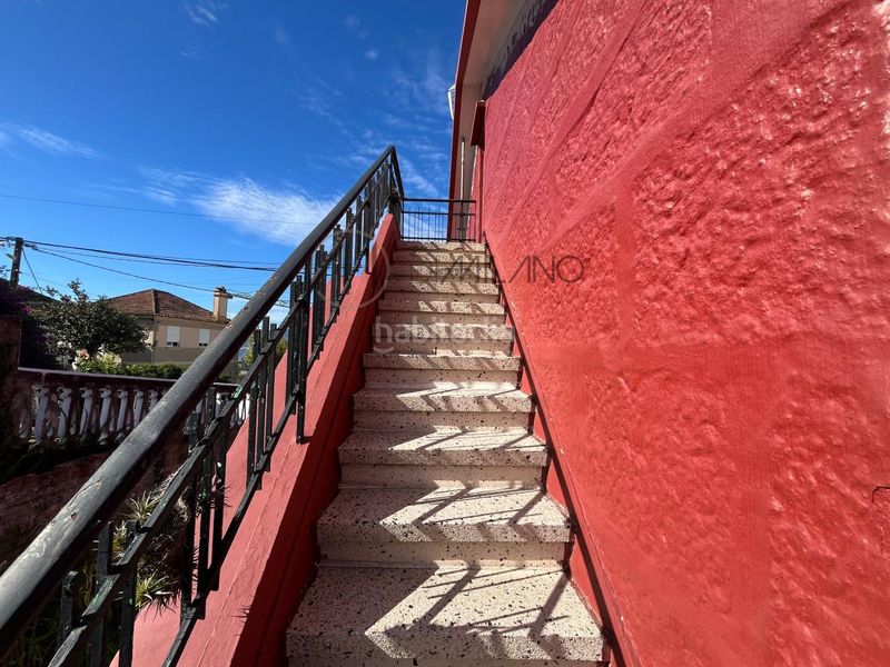 Foto c9258a8d-9659-462e-90a0-b47eda9a0321. Casa en Teis Vigo