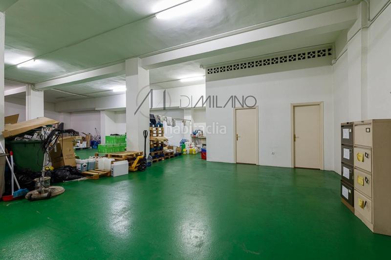 Foto 169bcbba-eee3-46c0-a056-30e00a0b13d8. Business premise in Berbés - Peritos Vigo