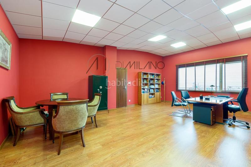 Foto a07190fb-09c6-4554-8456-5f306566f8e4. Business premise in Berbés - Peritos Vigo