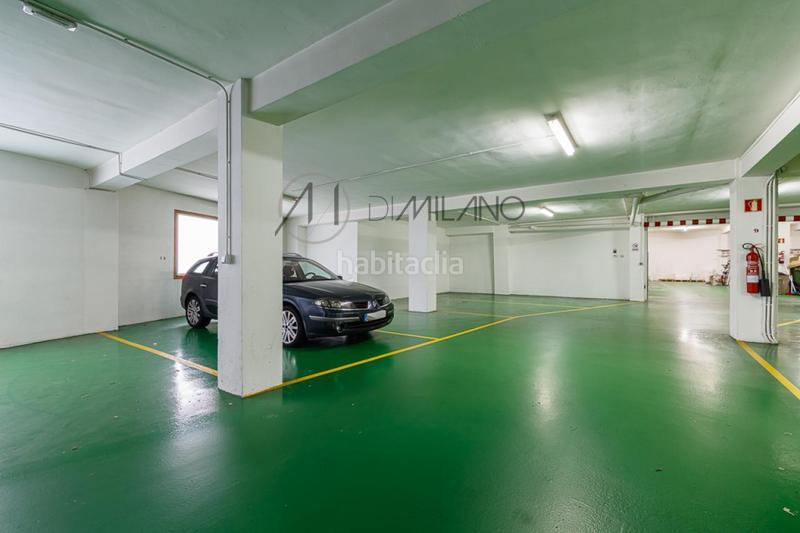 Foto b7275267-fadb-4982-80ec-857383169900. Business premise in Berbés - Peritos Vigo