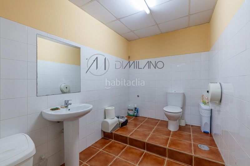 Foto b055c5d4-0705-4c77-b251-6fe417270479. Geschäftsraum in Berbés - Peritos Vigo