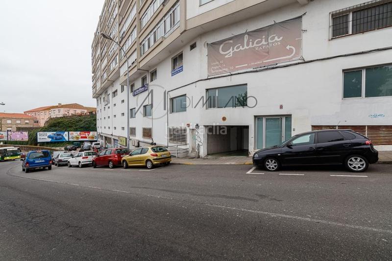 Foto b9f17b29-4d5e-4ca0-bbdb-b485e5385721. Local comercial a Berbés - Peritos Vigo