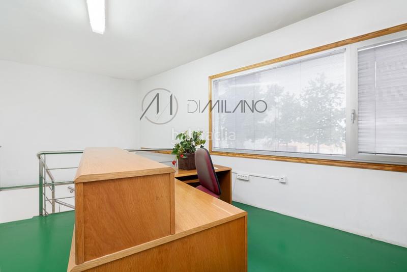 Foto 85b2e6c0-9eea-4004-b6f0-2e3cb6c739ca. Local commercial dans Berbés - Peritos Vigo