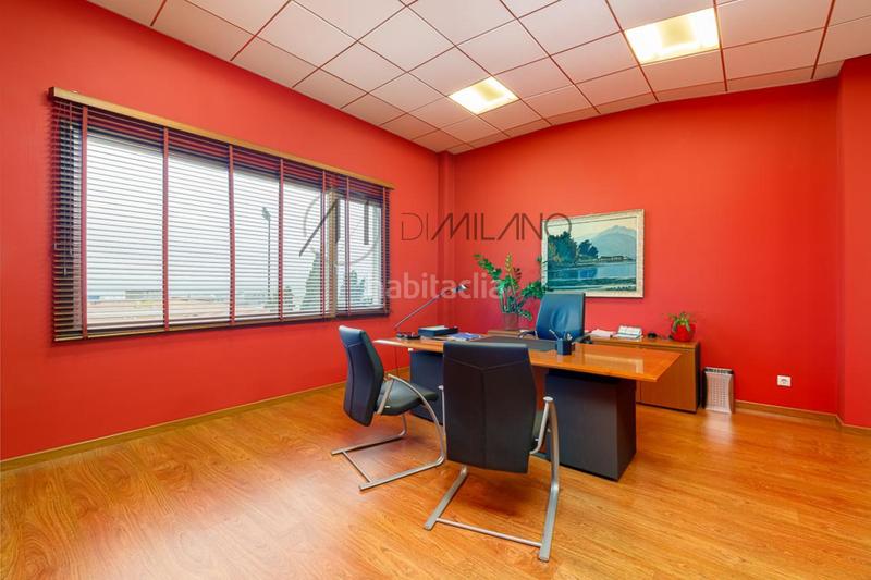 Foto 93874211-a83a-4aaa-8245-a56a60e4bf20. Local commercial dans Berbés - Peritos Vigo