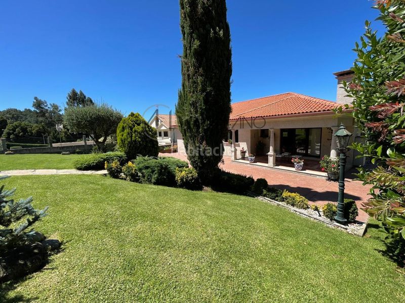 Foto 5c3bee7d-8651-4aa0-9d9f-665eaab2d0b6. Xalet amb calefacció aparcament piscina a Gondomar